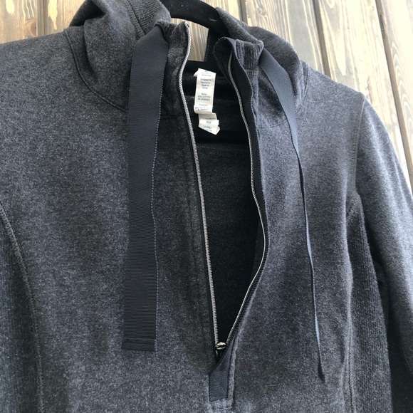 Lululemon 1/2 zip hoodie - Picture 2 of 9